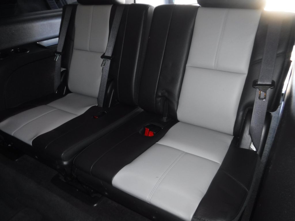 2008 Chevrolet Suburban Image 36