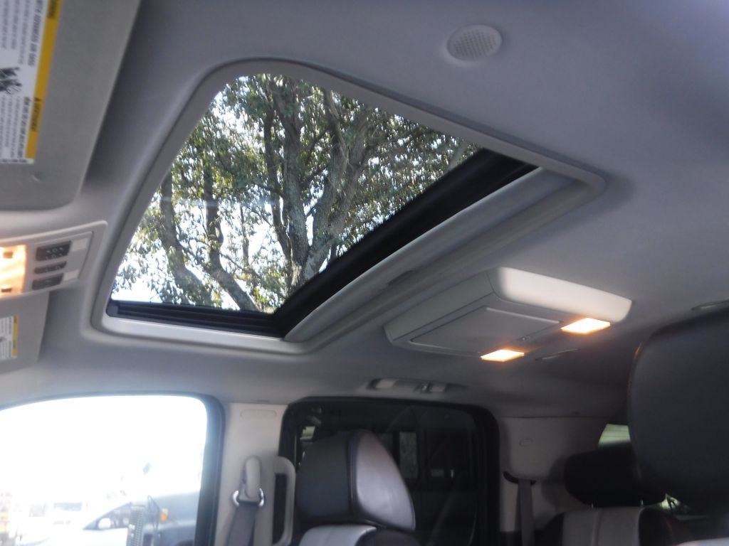 2008 Chevrolet Suburban Image 51