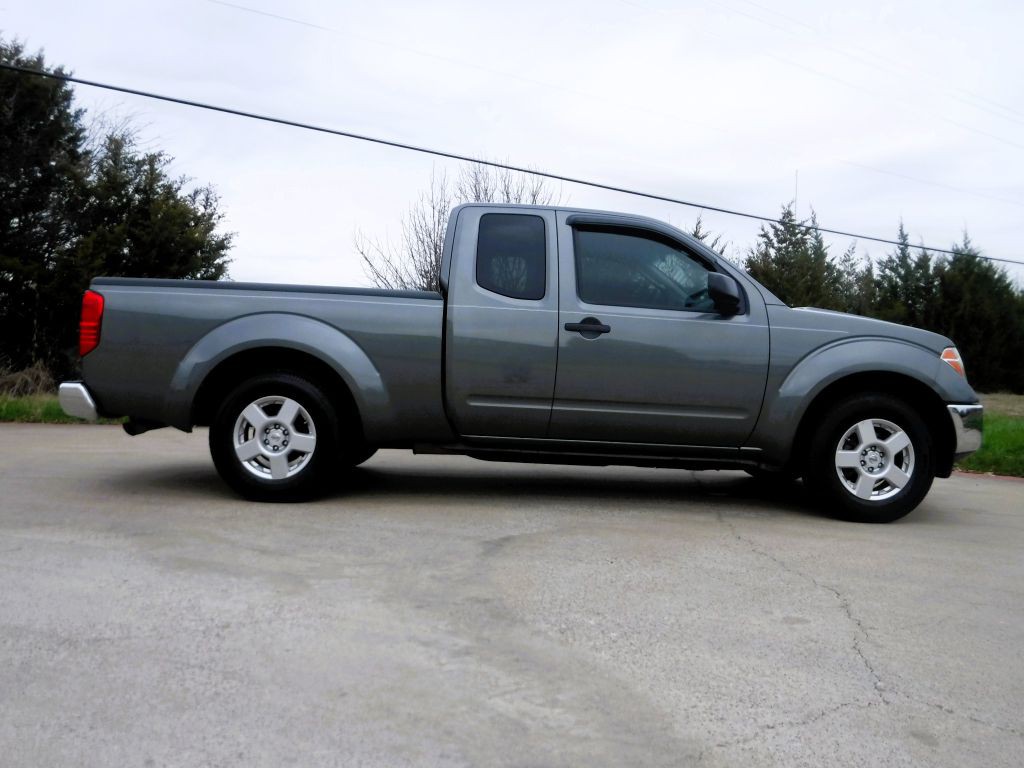 2008 Nissan Frontier Image 5