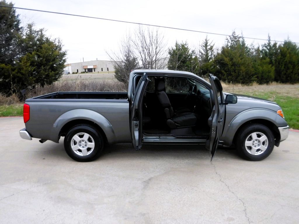 2008 Nissan Frontier Image 6
