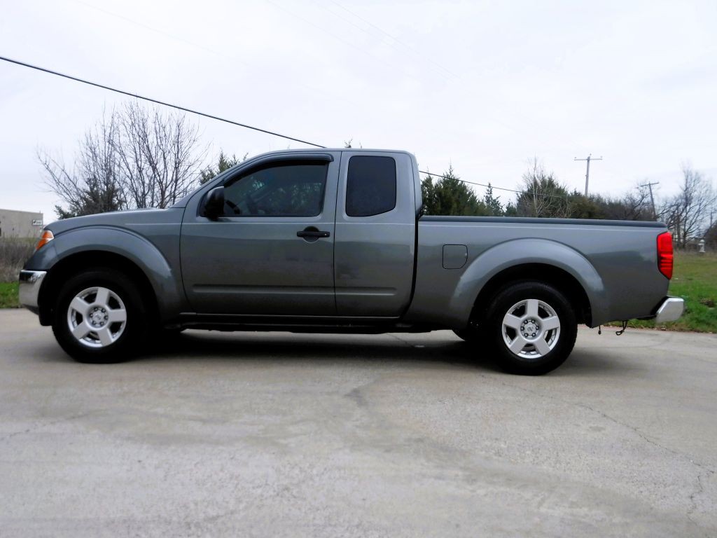 2008 Nissan Frontier Image 12