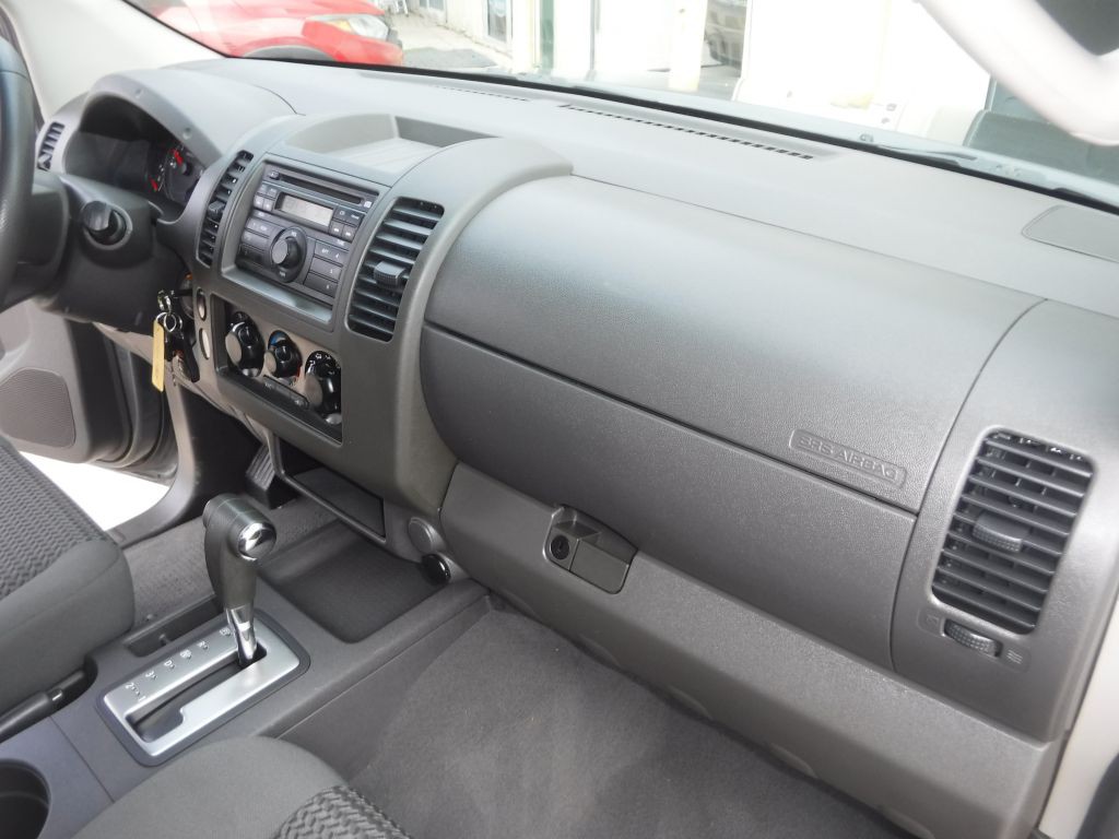 2008 Nissan Frontier Image 34