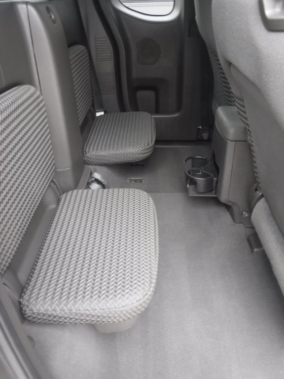 2008 Nissan Frontier Image 36