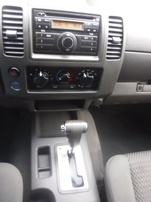 2008 Nissan Frontier Image 39