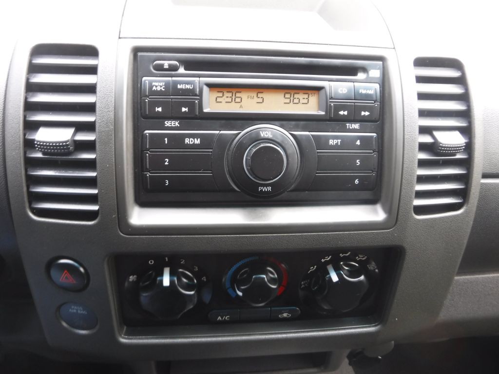 2008 Nissan Frontier Image 40