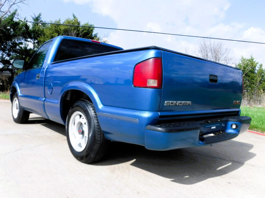 1999 GMC Sonoma Image 13