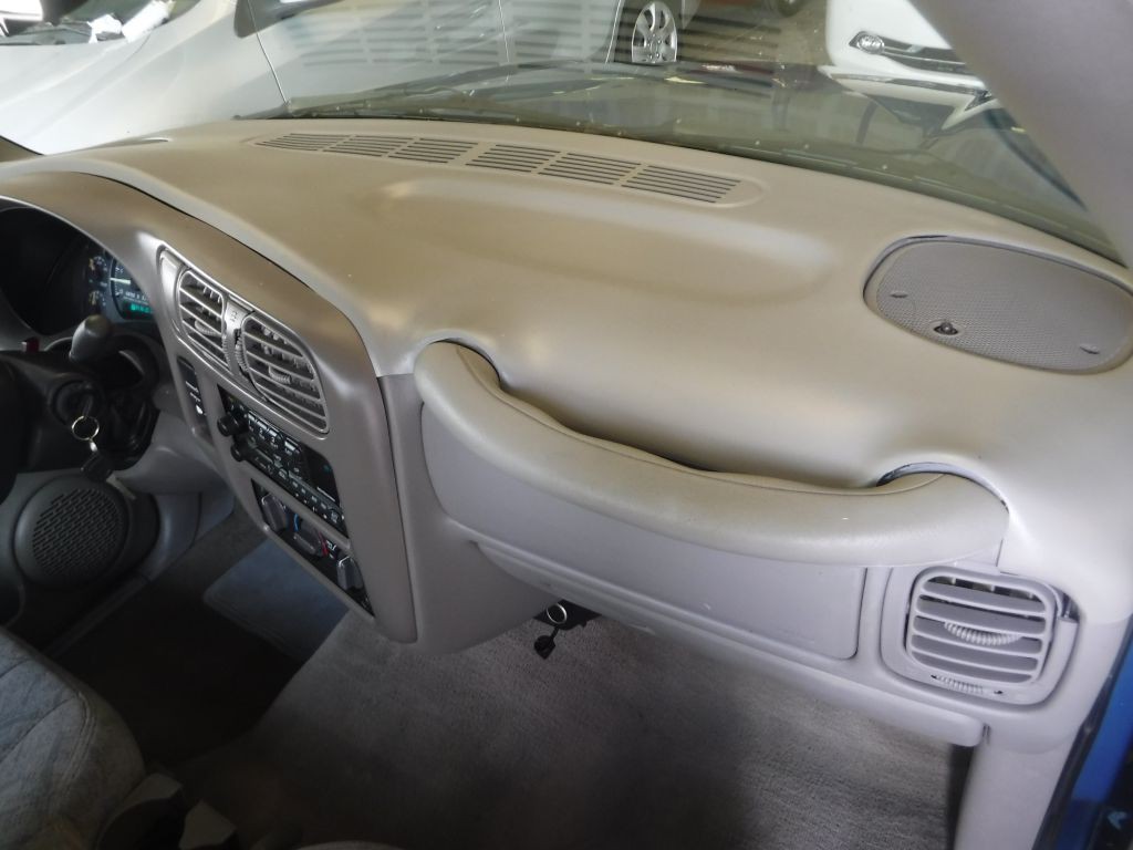 1999 GMC Sonoma Image 33