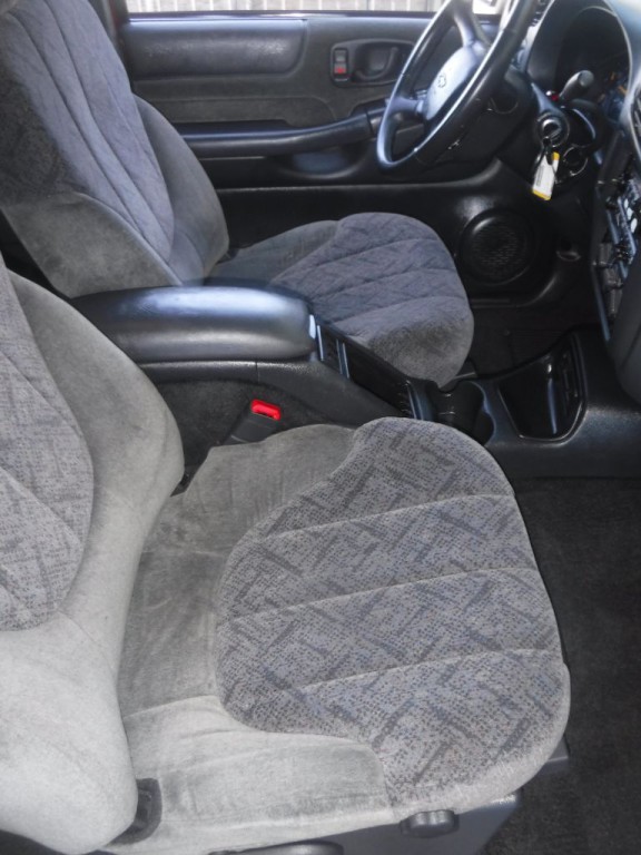 2002 Chevrolet S10 Image 27