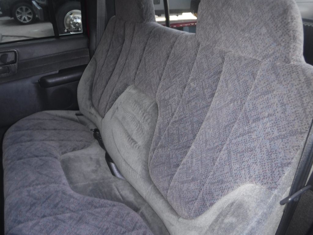 2002 Chevrolet S10 Image 34