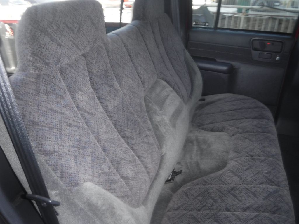 2002 Chevrolet S10 Image 35