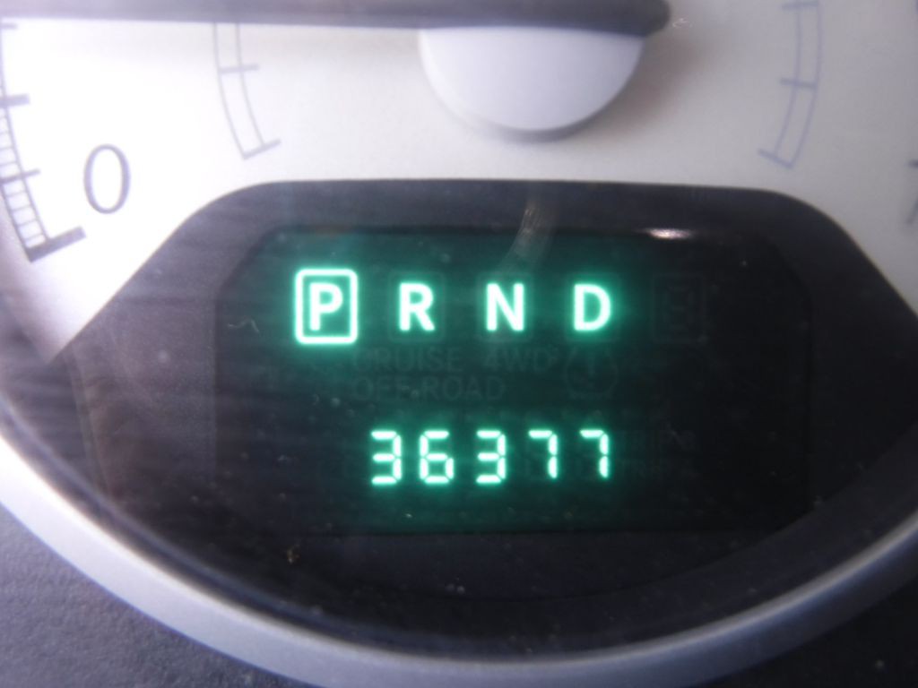 2009 Chrysler Town & Country Image 21