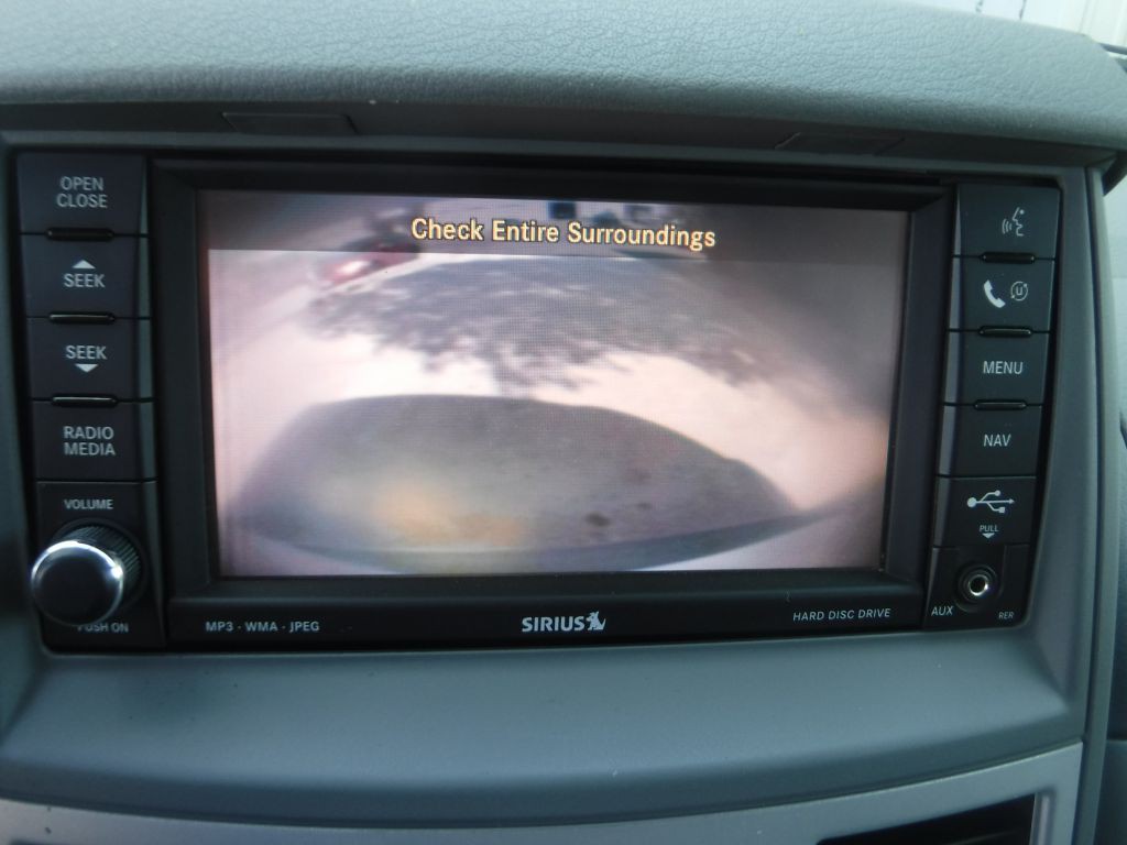 2009 Chrysler Town & Country Image 37