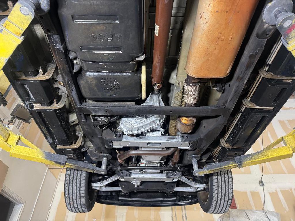 2011 Cadillac Escalade Image 55