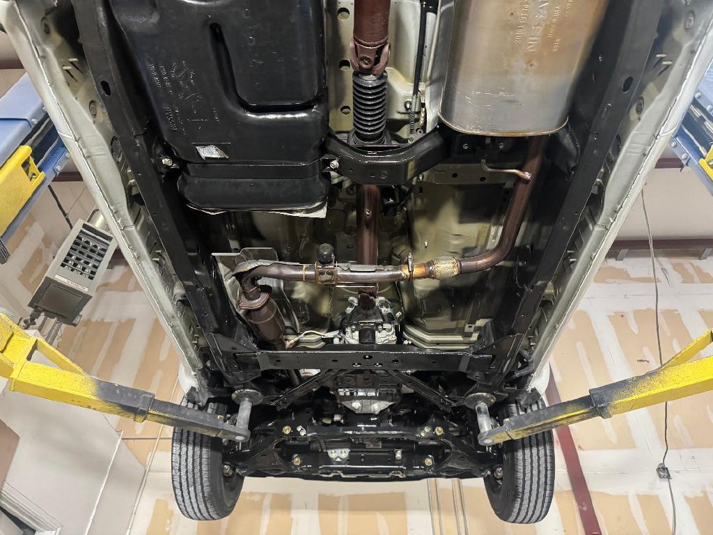 2016 Nissan Frontier Image 44