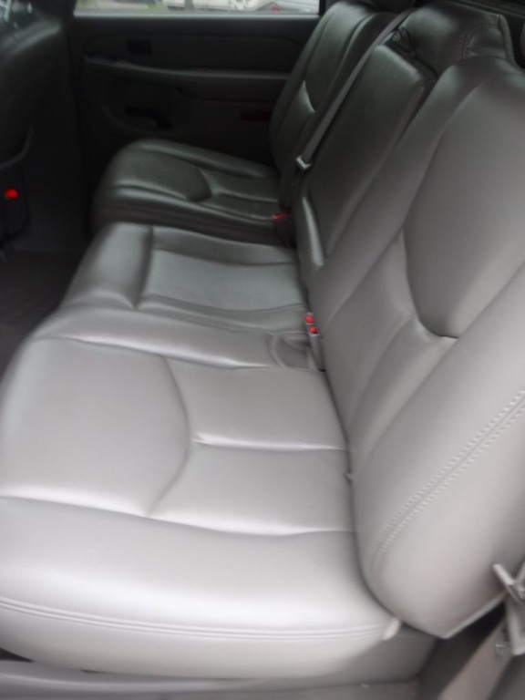 2006 Chevrolet Avalanche Image 6