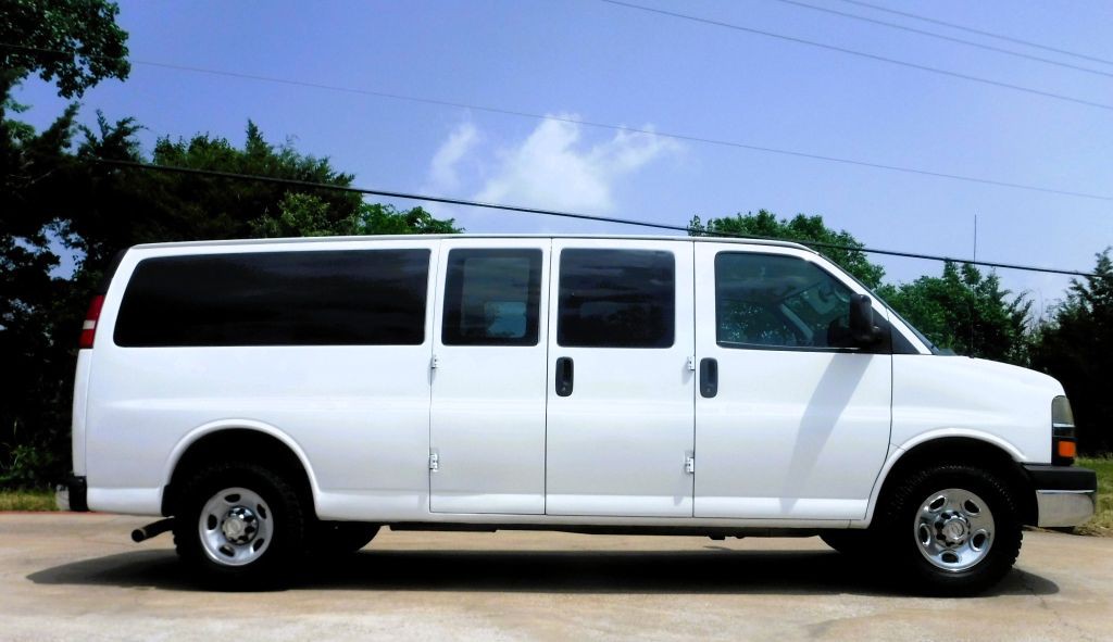 2014 Chevrolet Express Image 5