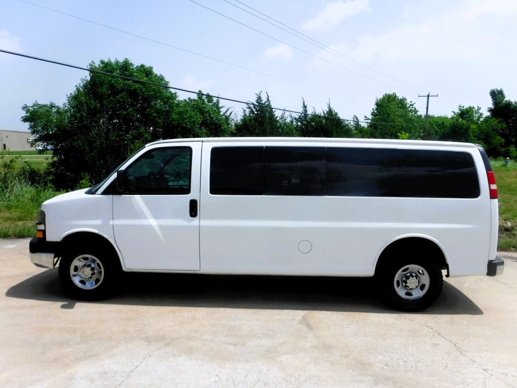 2014 Chevrolet Express Image 11