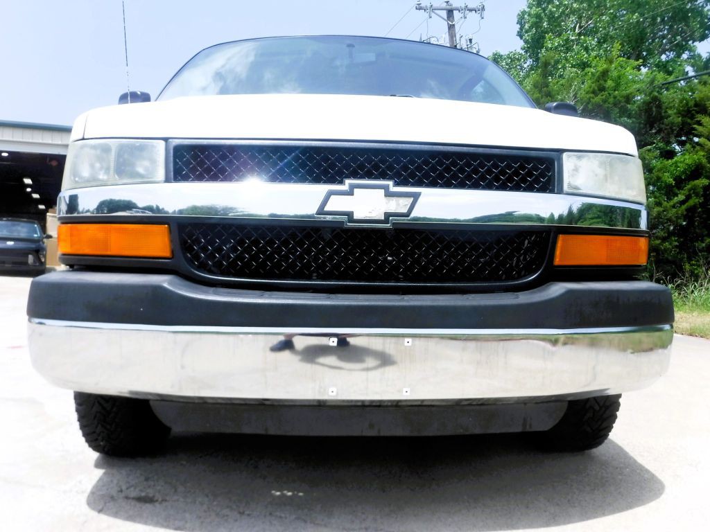 2014 Chevrolet Express Image 16