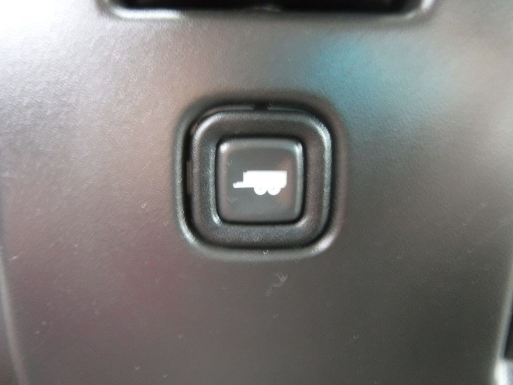 2014 Chevrolet Express Image 40