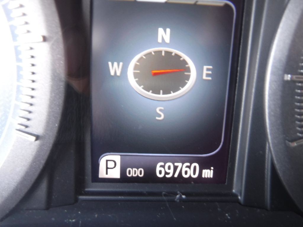 2017 Toyota Sienna Image 15