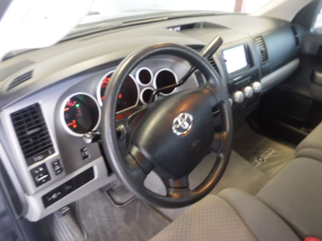 2011 Toyota Tundra Image 32