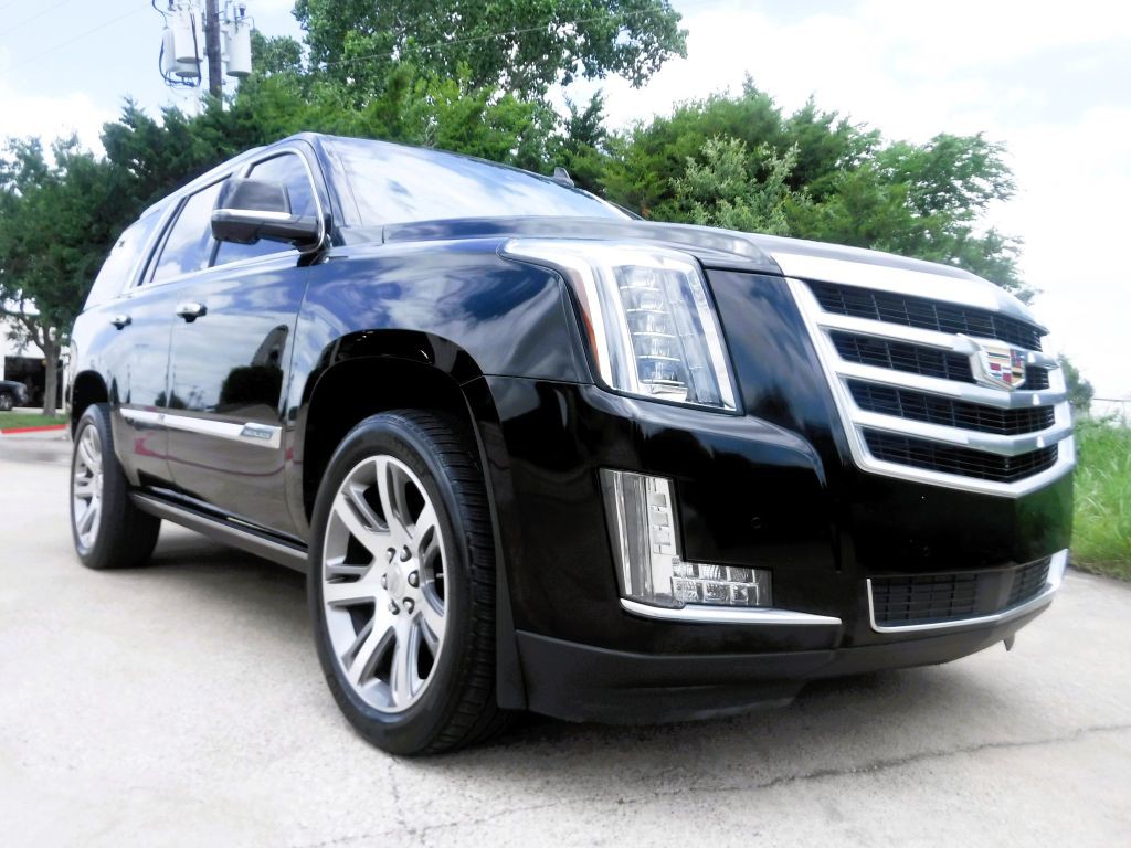 2015 Cadillac Escalade Image 3