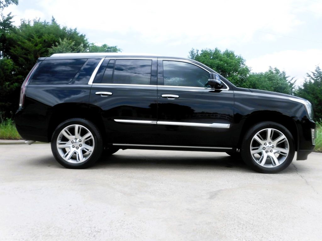 2015 Cadillac Escalade Image 5