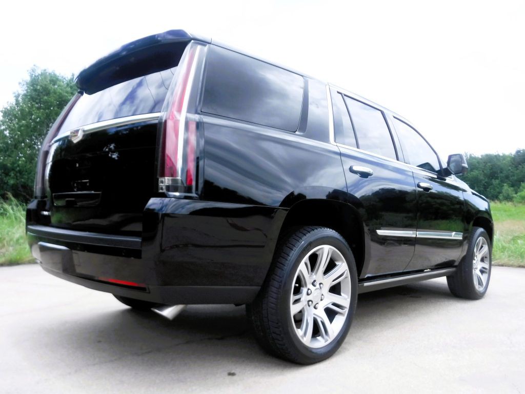 2015 Cadillac Escalade Image 7