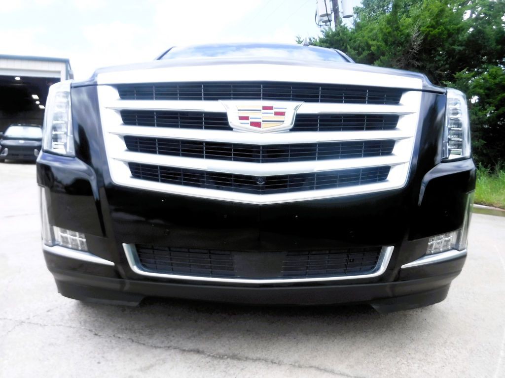 2015 Cadillac Escalade Image 15