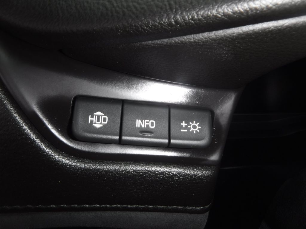 2015 Cadillac Escalade Image 46