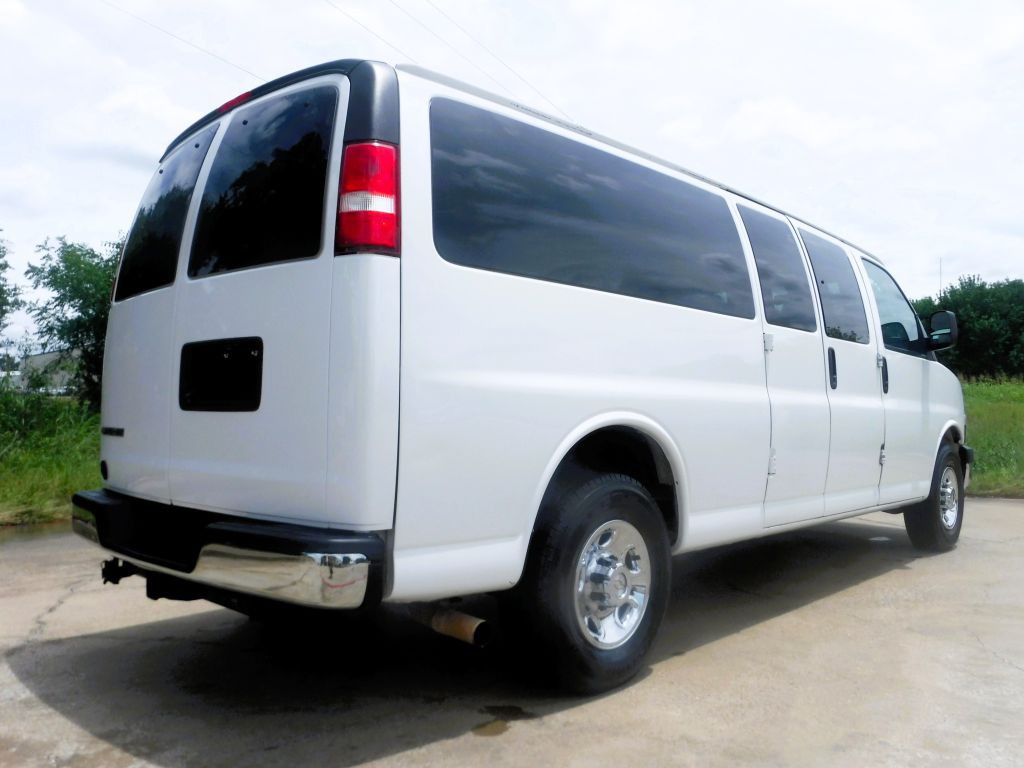 2020 Chevrolet Express Image 8