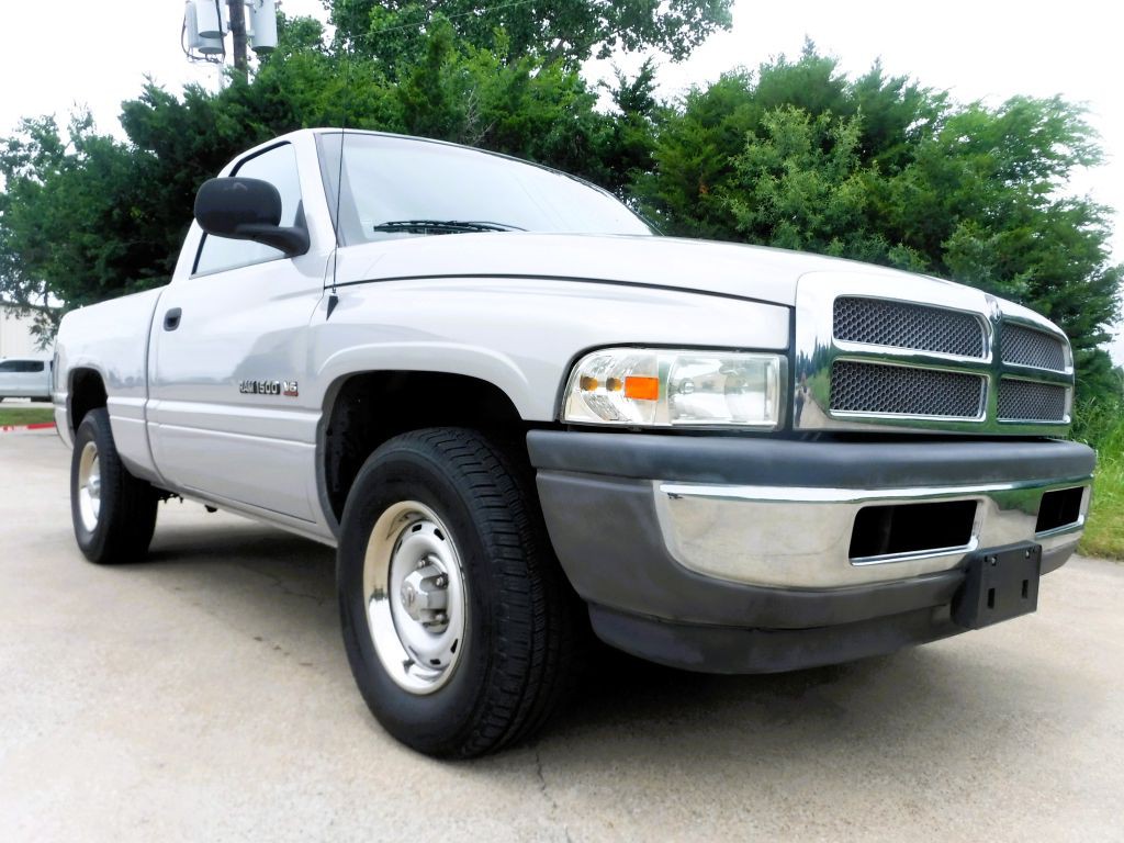 2001 Dodge Ram 1500 Image 3