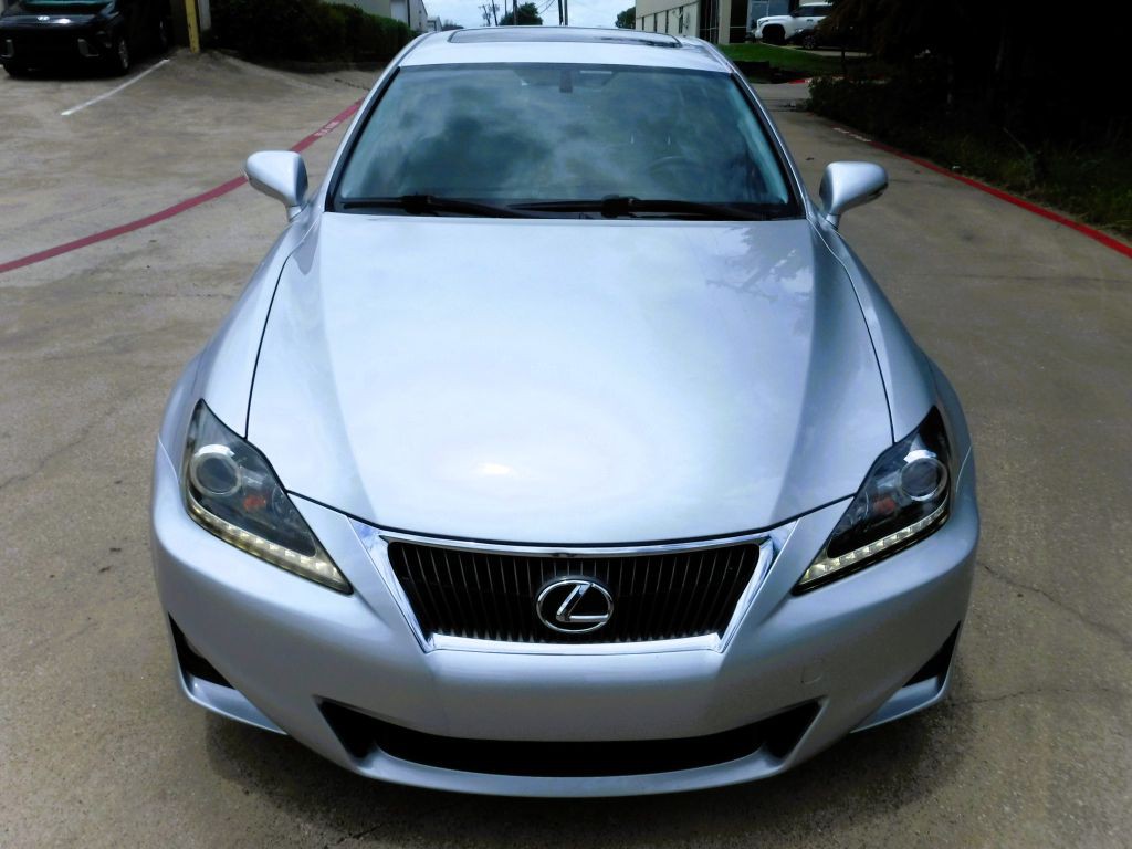 2011 Lexus IS Image 14