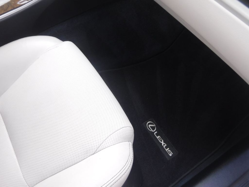 2011 Lexus IS Image 44