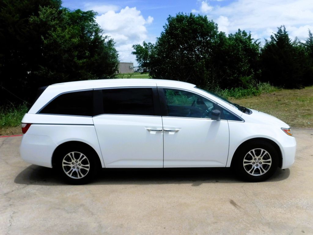 2013 Honda Odyssey Image 4
