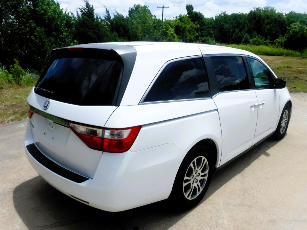 2013 Honda Odyssey Image 6