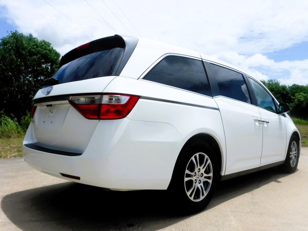 2013 Honda Odyssey Image 7