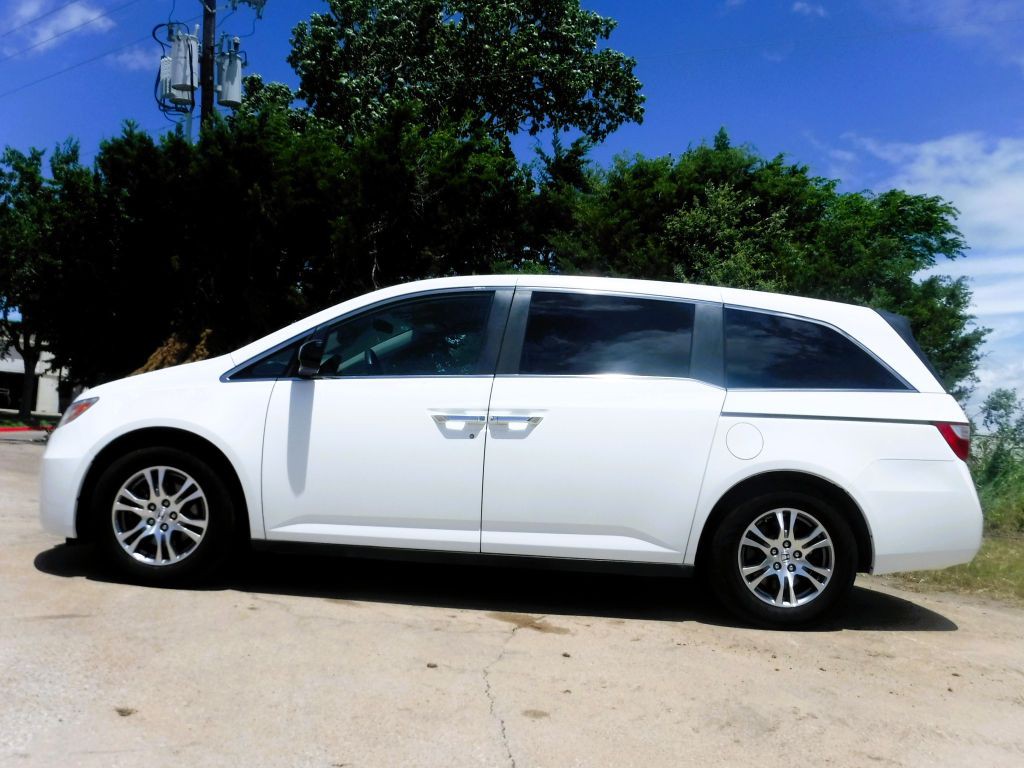 2013 Honda Odyssey Image 11