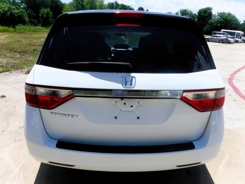 2013 Honda Odyssey Image 16