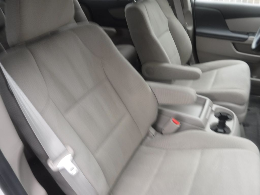 2013 Honda Odyssey Image 24