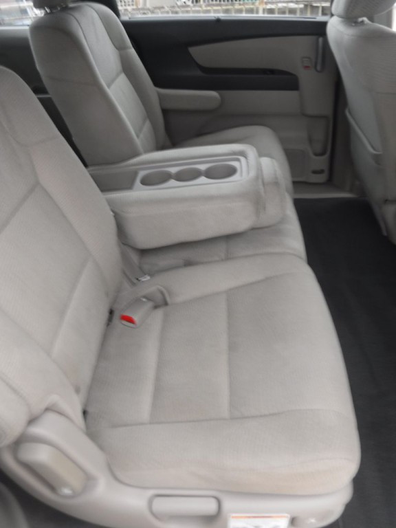 2013 Honda Odyssey Image 28