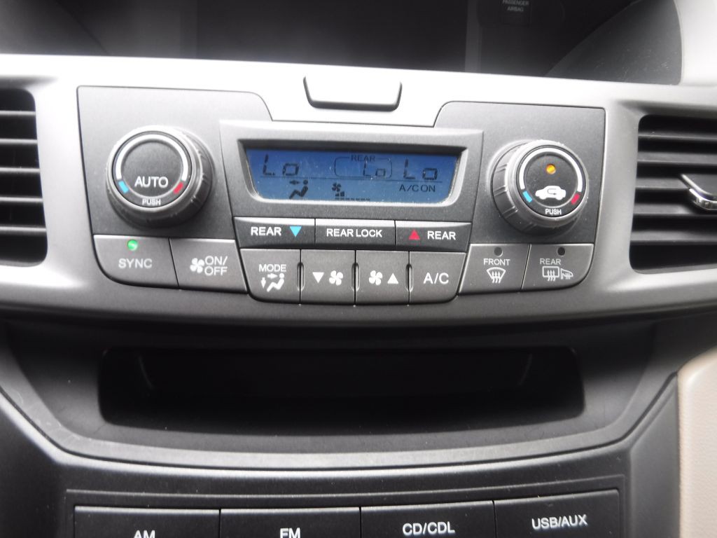 2013 Honda Odyssey Image 38
