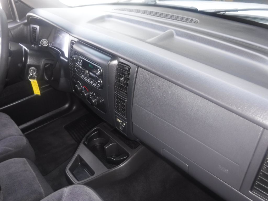 2001 Dodge Dakota Image 30
