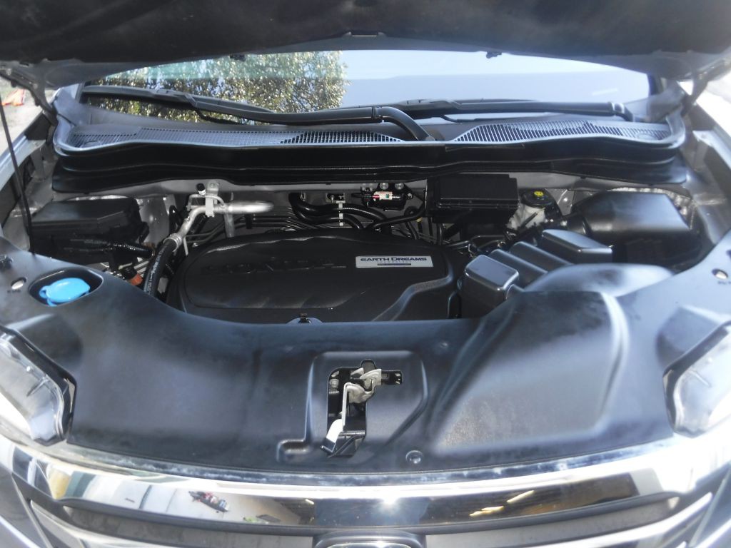 2016 Honda Pilot Image 19