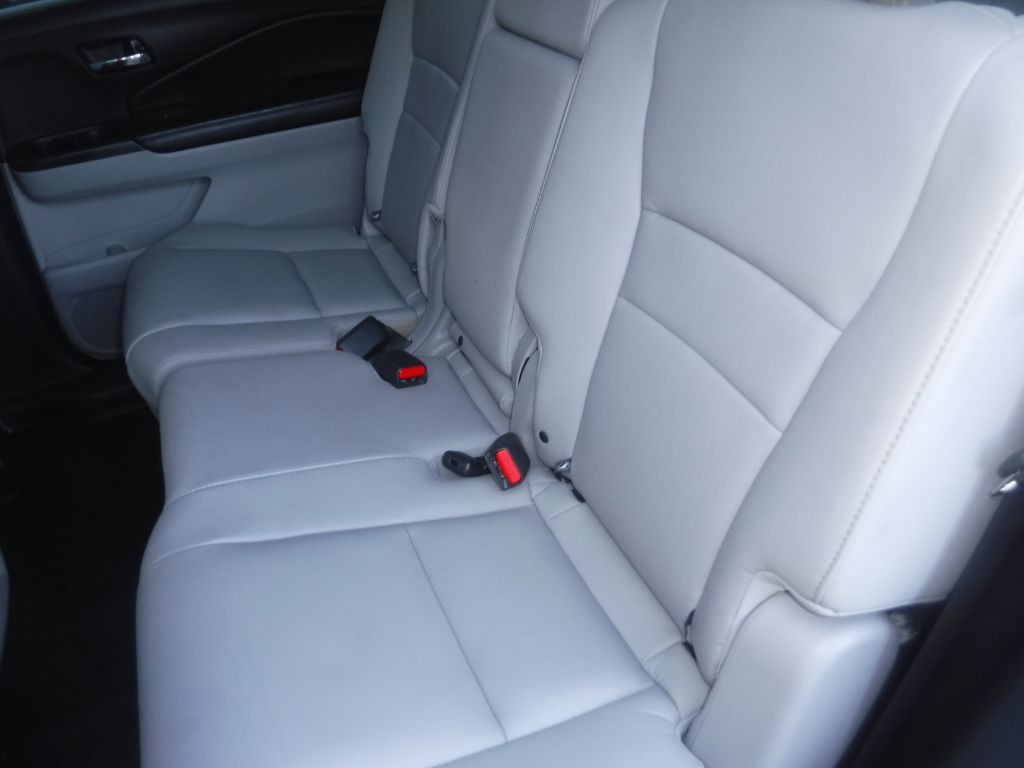 2016 Honda Pilot Image 33
