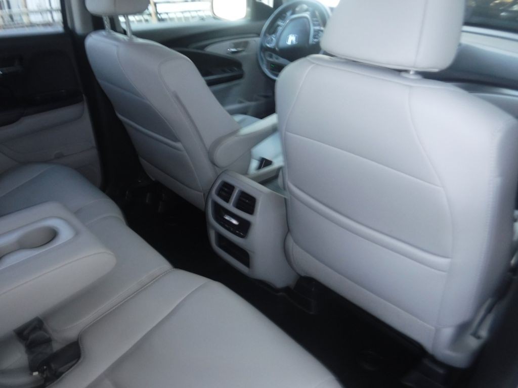 2016 Honda Pilot Image 35