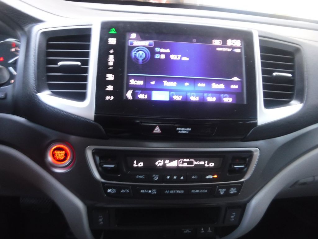 2016 Honda Pilot Image 40