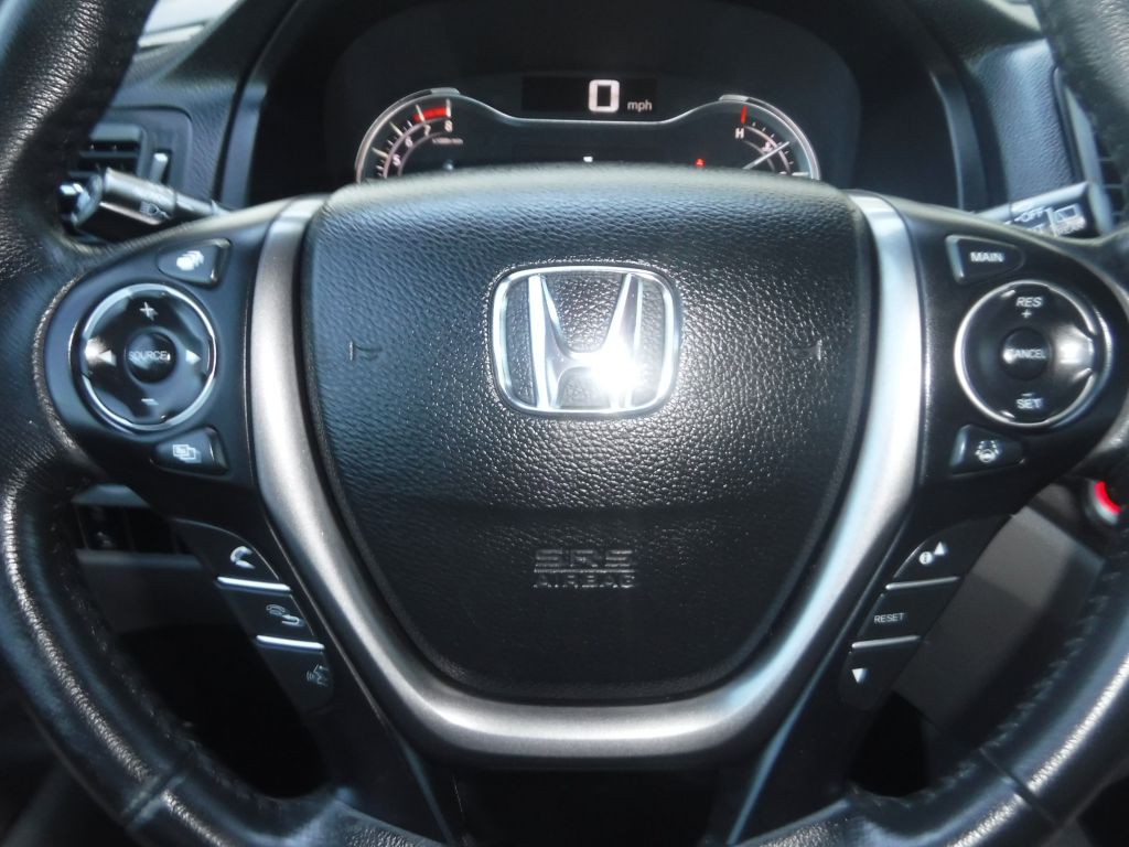 2016 Honda Pilot Image 50