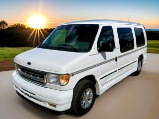Image for 2000 Ford Econoline E150 ID: 7520336