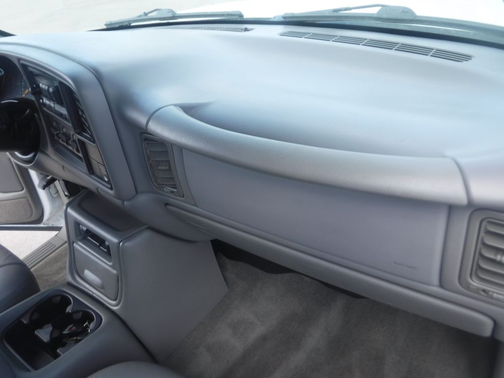 2001 GMC Sierra Image 9